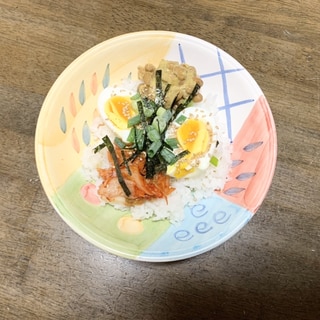 ランチレシピ　キムチ納豆丼
